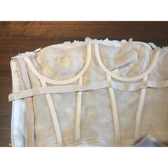 Valentino Wedding Corset Applique Dress AS-IS 40 4 - Picture 6 of 10